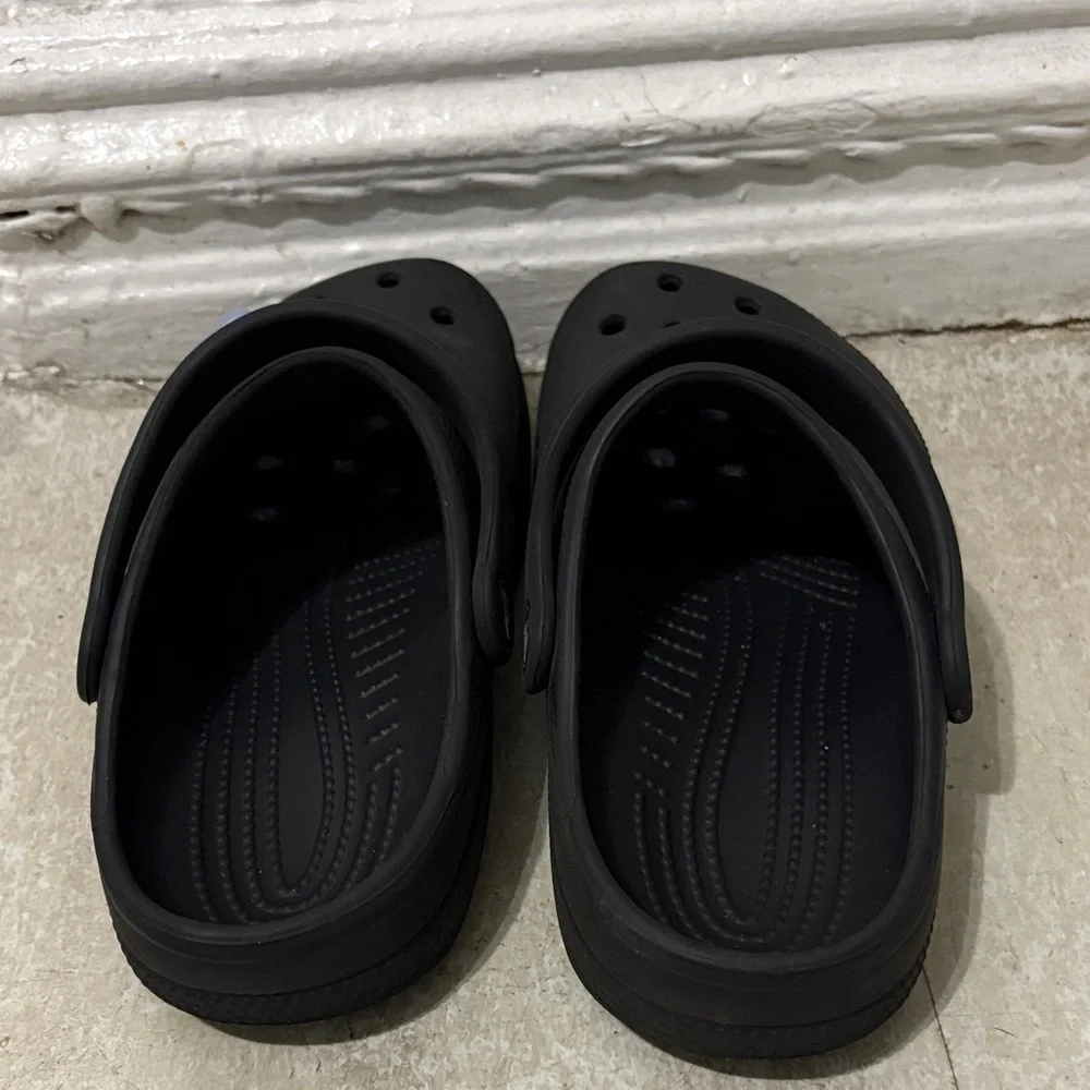 CROCS Kids Black Water Shoes with Floral Charms